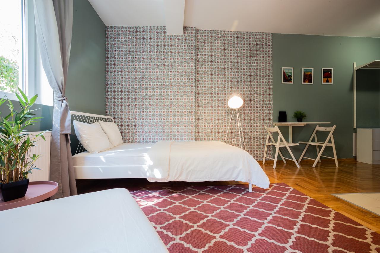 ! Promo! Central Evergreen Studio - Free Public Parking-Fast Wi-Fi Novi Sad Exteriör bild
