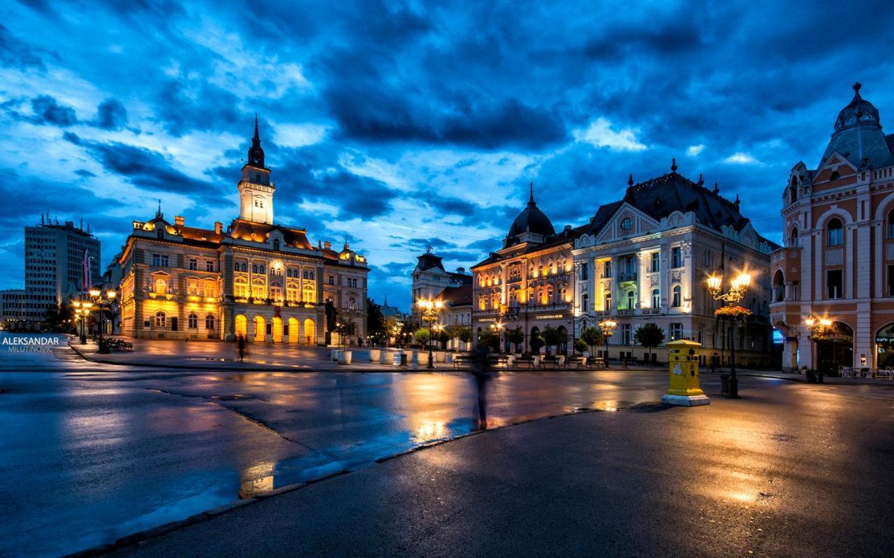 ! Promo! Central Evergreen Studio - Free Public Parking-Fast Wi-Fi Novi Sad Exteriör bild